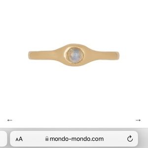 Mondo Mondo Vero Moonstone Ring 14k Gold